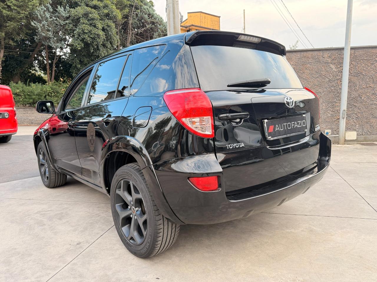 Toyota RAV 4 RAV4 Crossover 2.2 D-Cat 177 CV Luxury