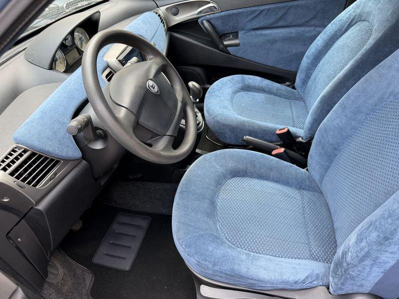 Lancia Ypsilon Ypsilon 1.2 16v Oro IDONEA NEOPATENTATI