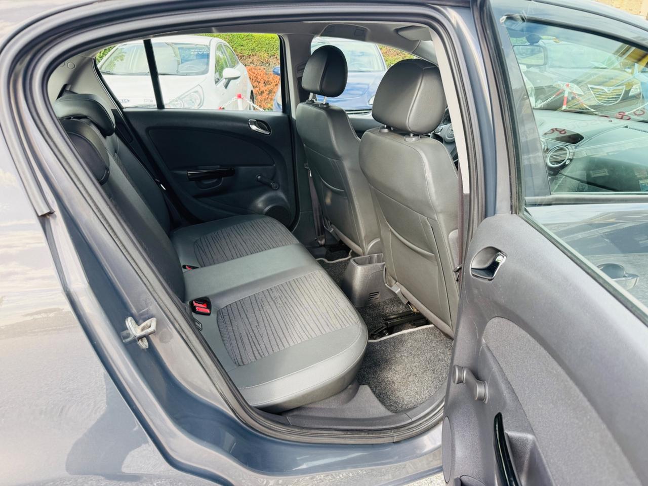 Opel Corsa 1.2 85CV 5 porte GPL-TECH Edition