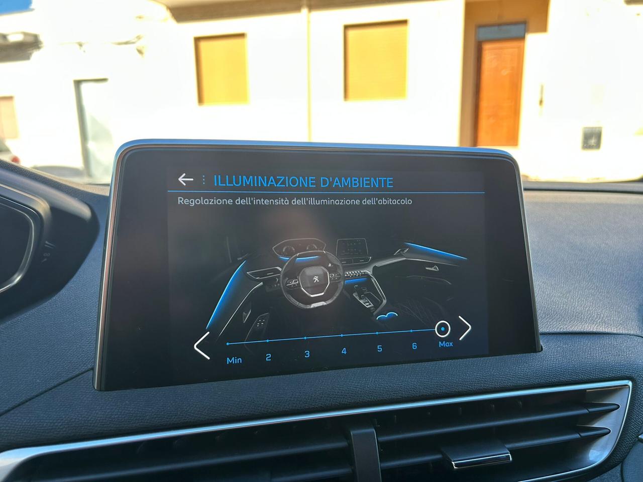 Peugeot 3008 1.5 BlueHDi EAT8 GT-LINE TETTO-2018