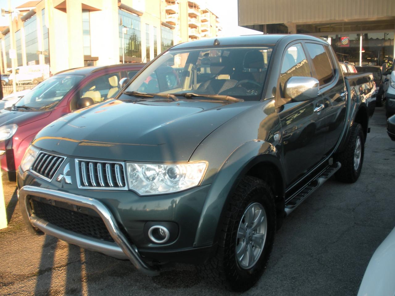 Mitsubishi L200 2.5 DI-D/136CV DC Intense DPF