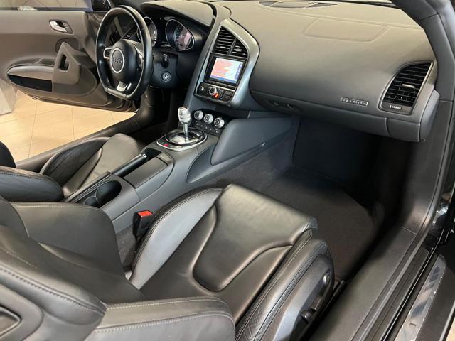 AUDI R8 Coupè 4.2 V8 quattro r-tronic FULL FULL SERVICE !