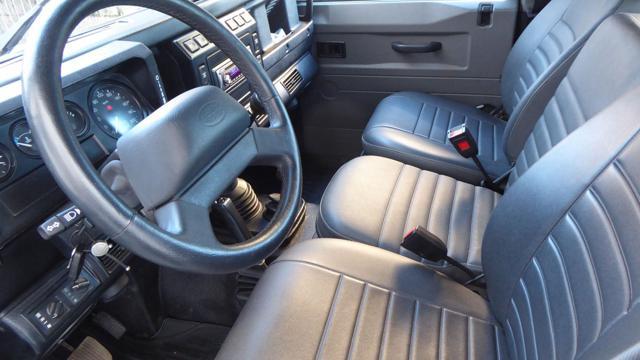 LAND ROVER Defender 90 2.5 Td5 Station Wagon