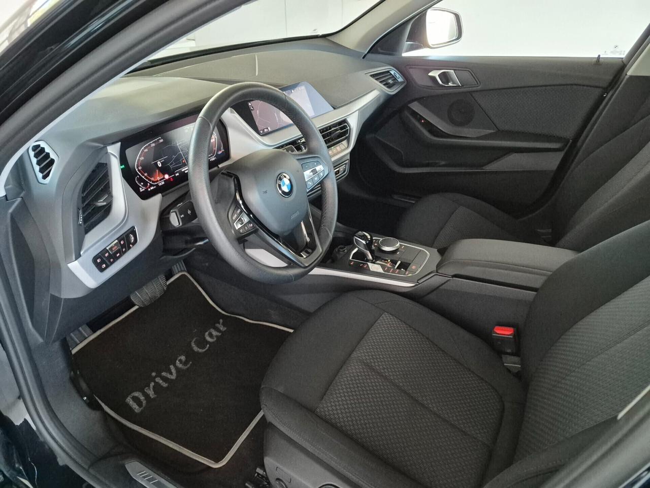 BMW 116 D MSPORT STEPTRONIC LED CARPLAY NAVI LIVE COCKPIT