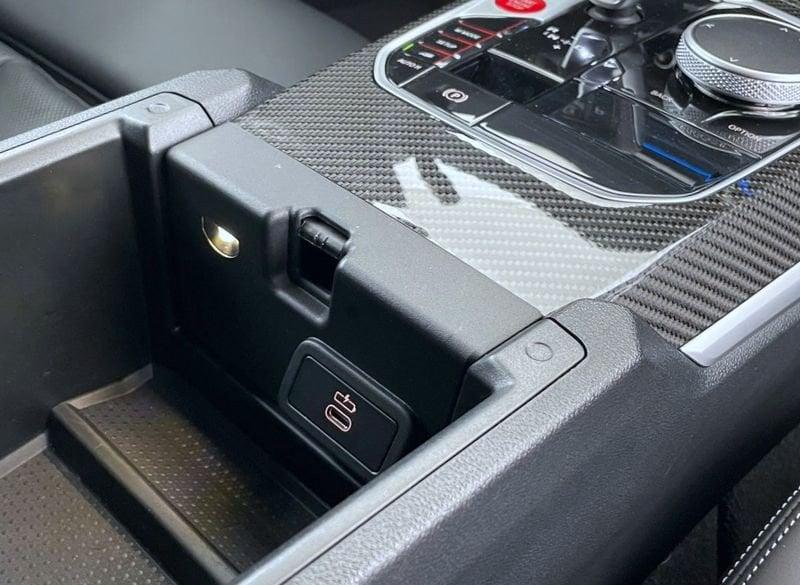 BMW M4 Coupé M4 Competition xDrive auto