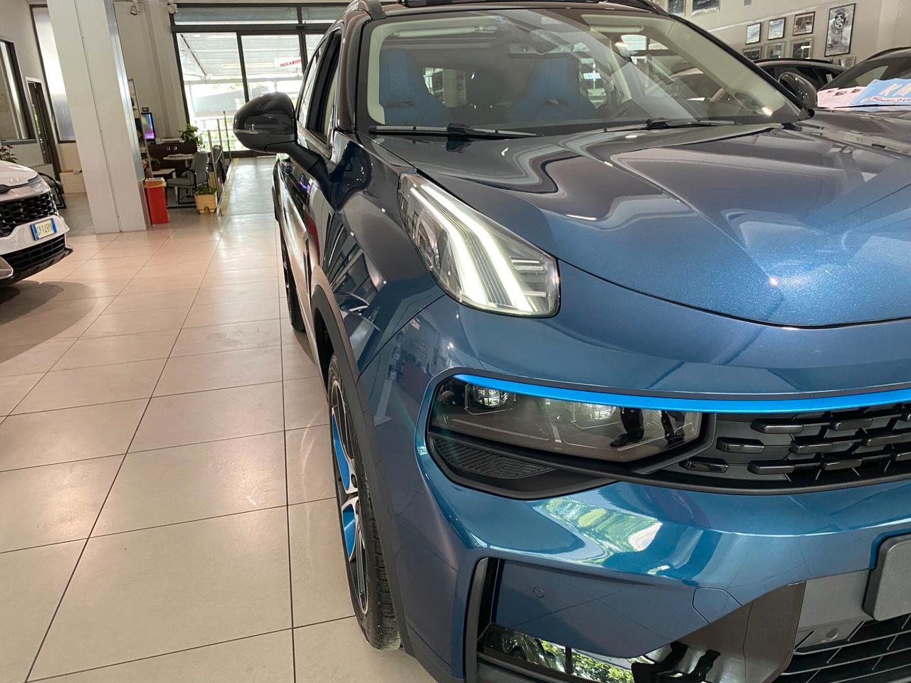 Lynk&co 01 PHEV