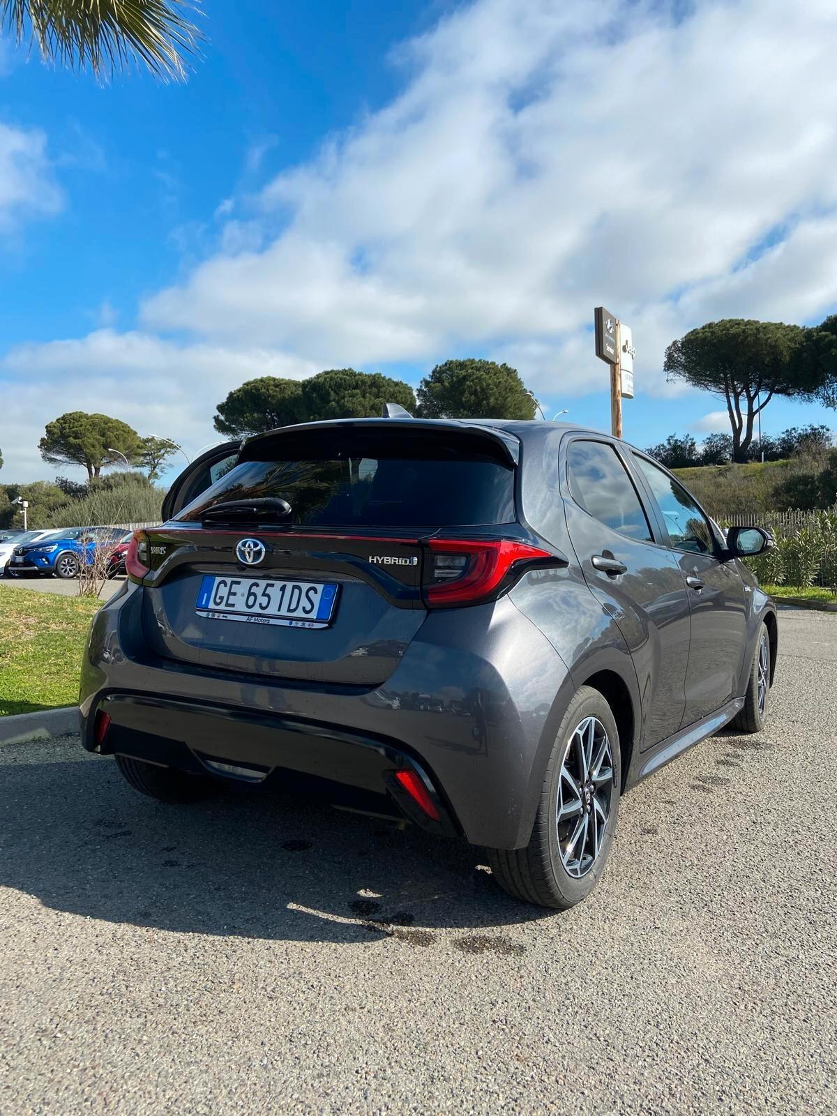 Toyota Yaris 1.5 Hybrid 5 porte Lounge