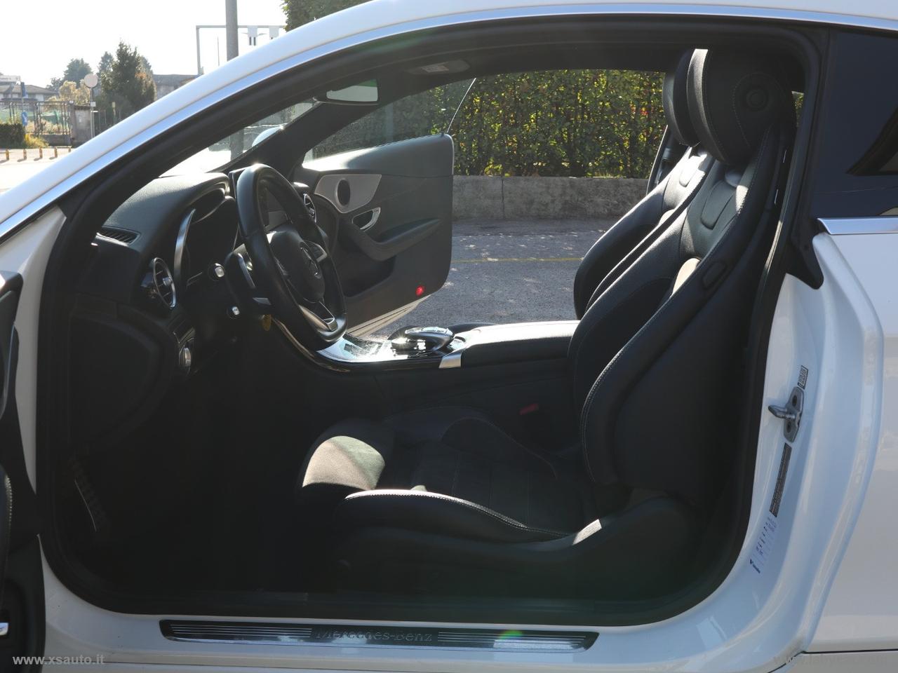 MERCEDES-BENZ C 250 d 4Matic Auto Coupé Premium Plus