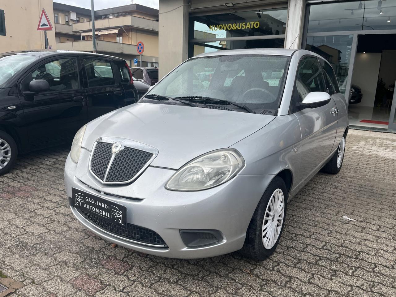 Lancia Ypsilon 1.2 Argento