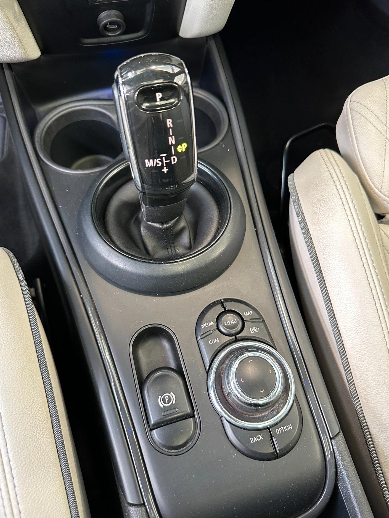 Mini Countryman Cooper D Yours 2.0 Auto - LED - 18" - Tetto - Carplay - Pelle - IVA