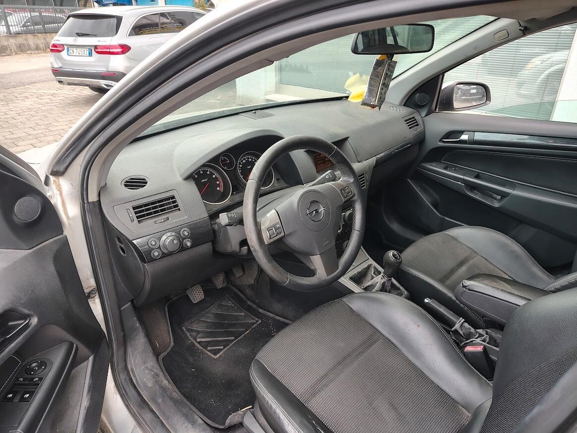 Opel Astra 1.6 16V Twinport Station Wagon Enjoy