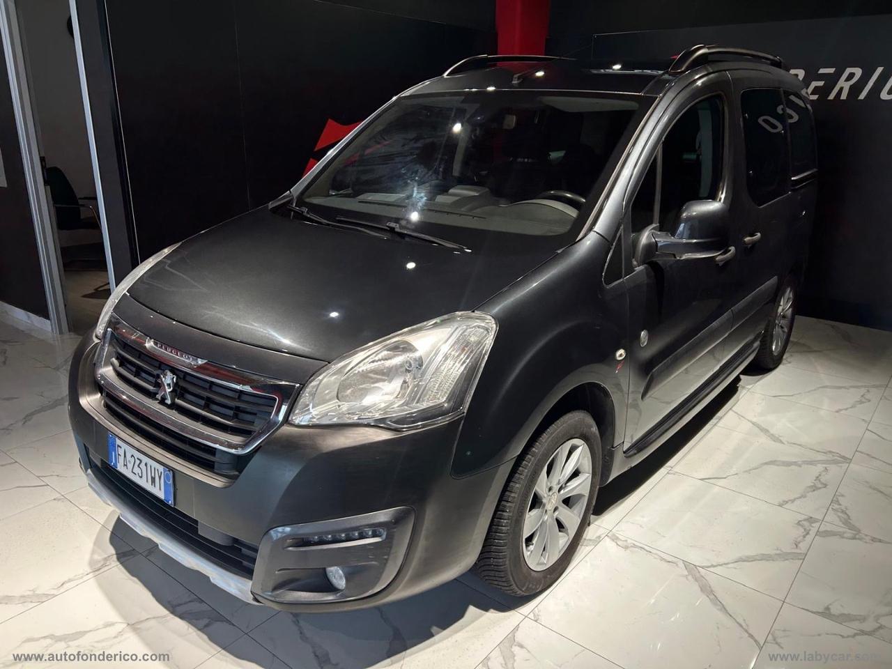 PEUGEOT Partner Tepee BlueHDi 120 Outdoor