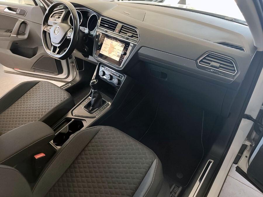 Volkswagen Tiguan 1.4 TSI Style BlueMotion Technology KM Certif. VW, LED, Navi!