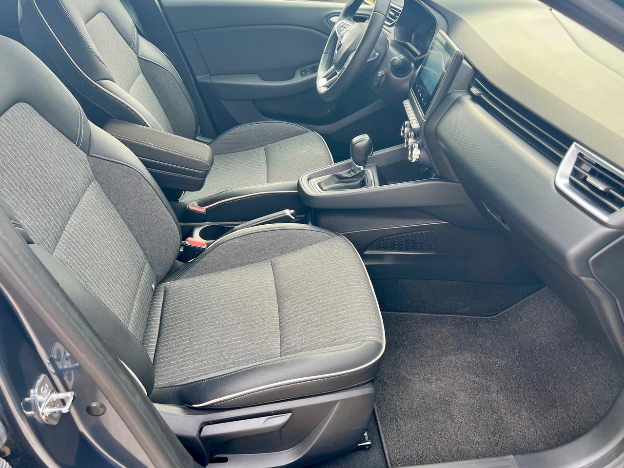 Renault Clio Full Hybrid E-Tech 140 Intens