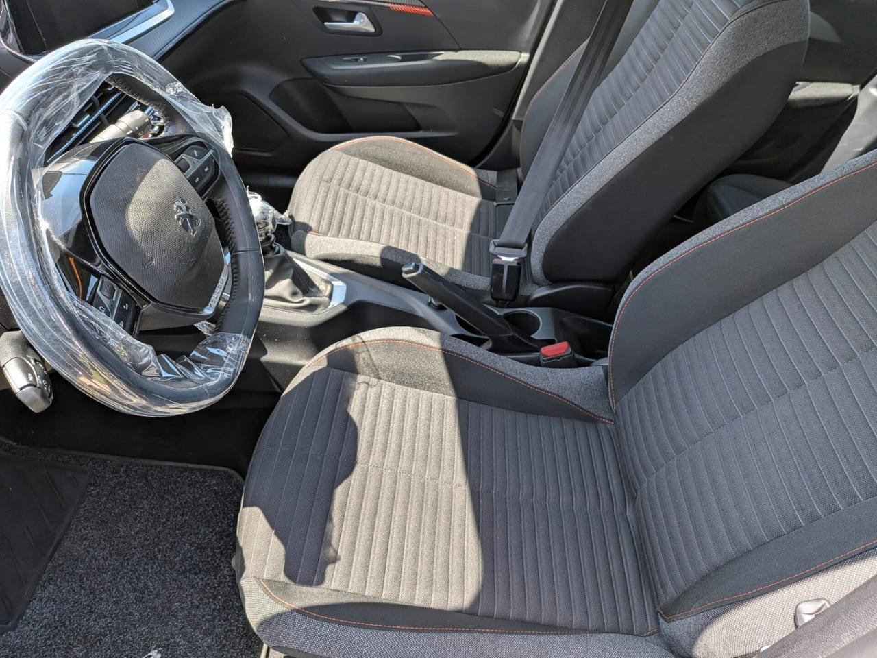 Peugeot 208 PureTech 100 Stop&Start EAT8 5 porte Allure