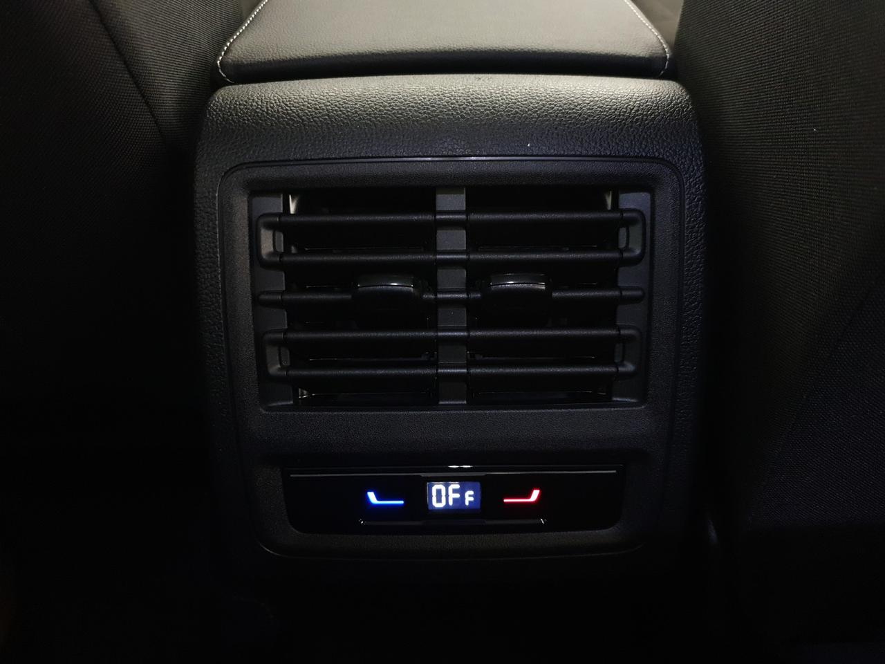 Volkswagen Golf 1.5 tsi ehybrid edition plus 204cv dsg