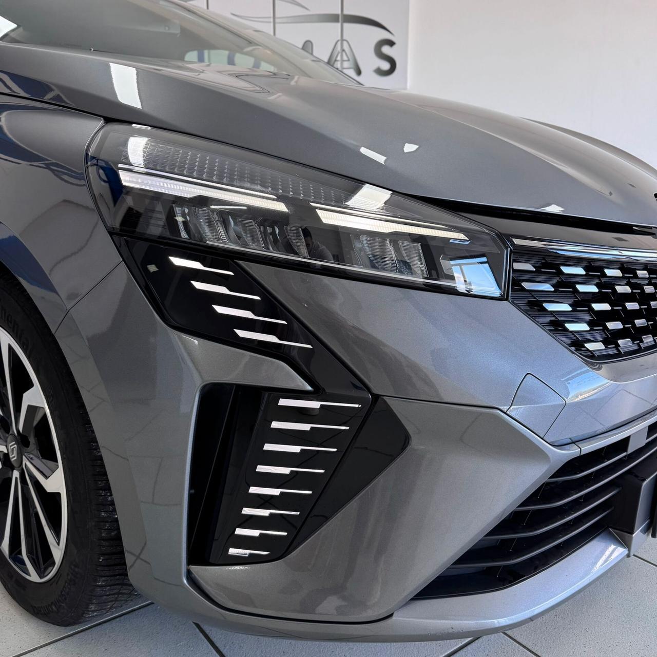 Renault Clio TCe 90 CV 5 porte Techno