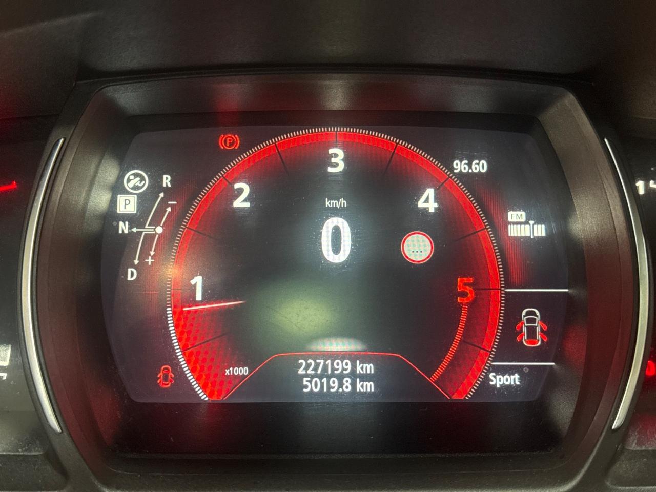 Renault Espace initiale paris 2016 7 posti