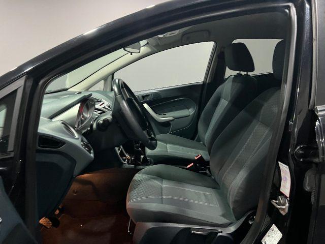 FORD Fiesta 1.2 16V 5 porte Titanium