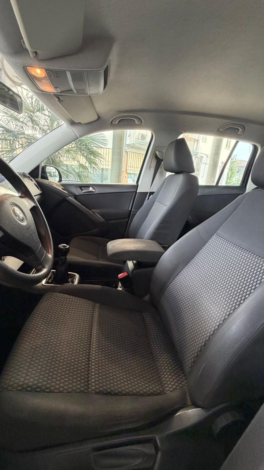 Volkswagen Tiguan 2.0 16V TDI DPF Trend & Fun (18°)