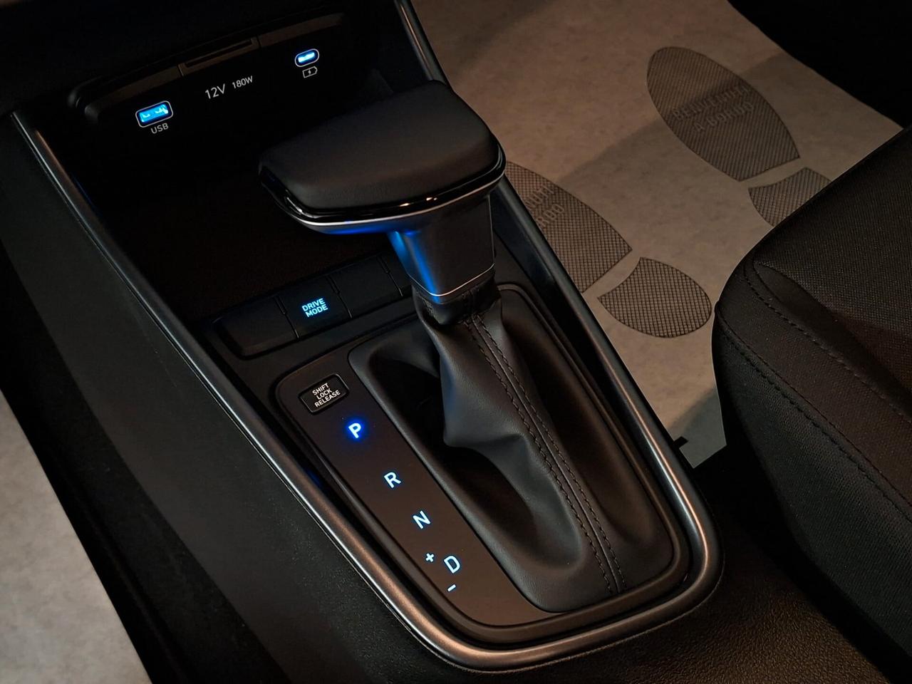 Hyundai i20 1000 T-GDi Connectline DCT Automatica Km. 0