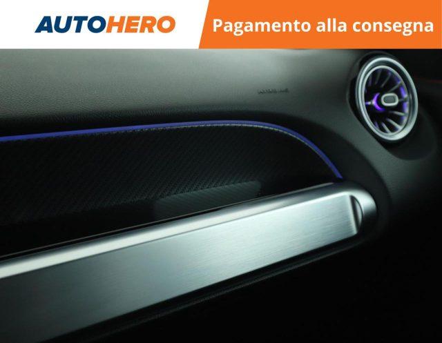 MERCEDES-BENZ GLB 200 d Automatic Premium