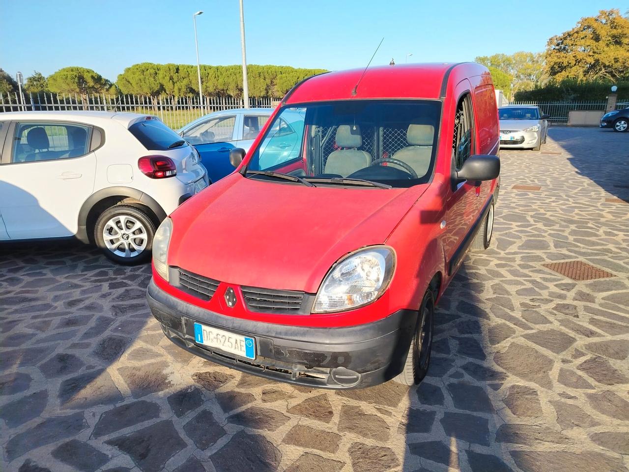 Renault kangoo 1500 82 cv