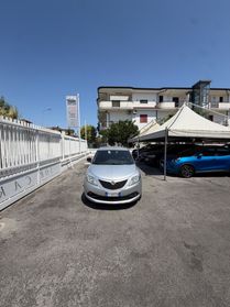Lancia Ypsilon 1.2 69 CV 5 porte GPL Ecochic Platinum KM CERTIFICATI IN FATTURA