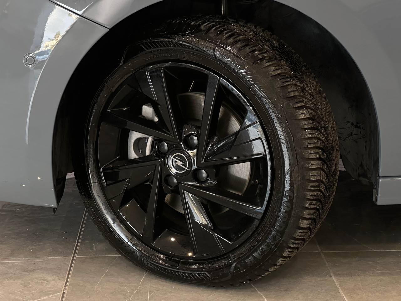 Opel Corsa Hybrid 110CV DTC6 Ultimate