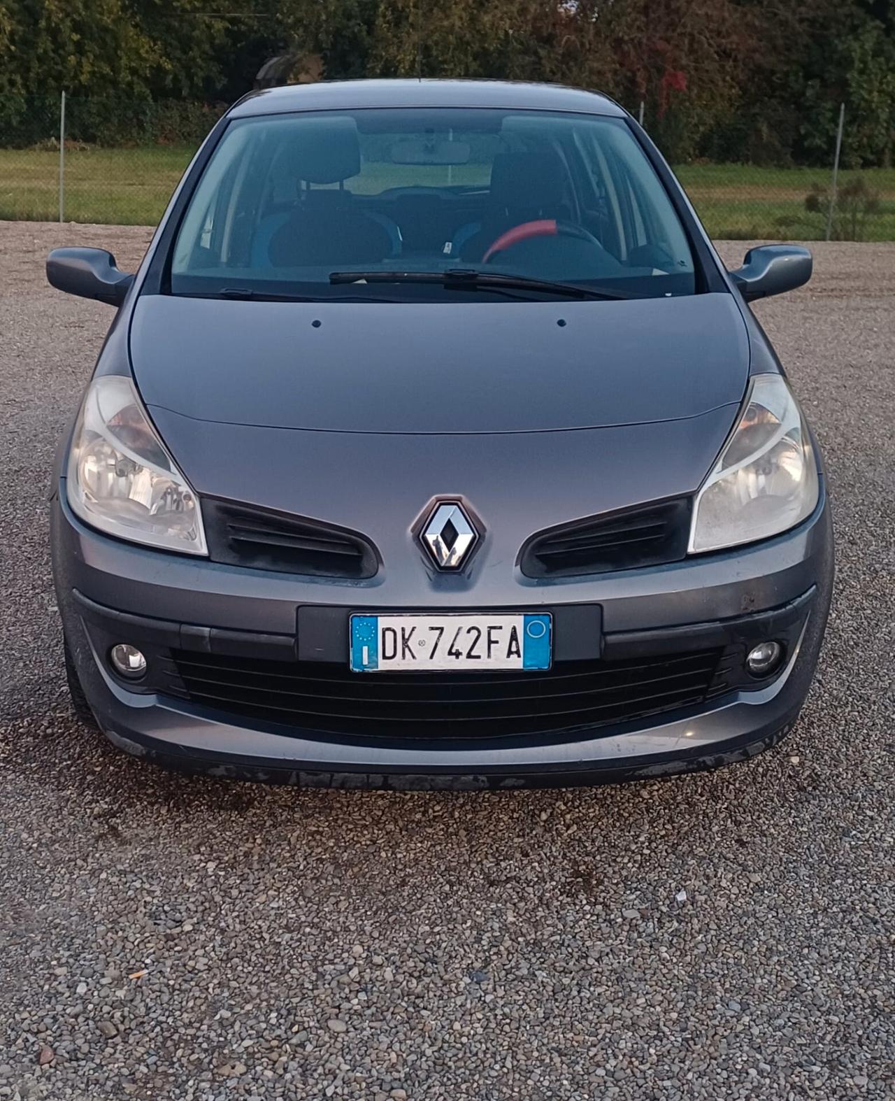 Renault Clio 1.2 16V 5 porte Le Iene