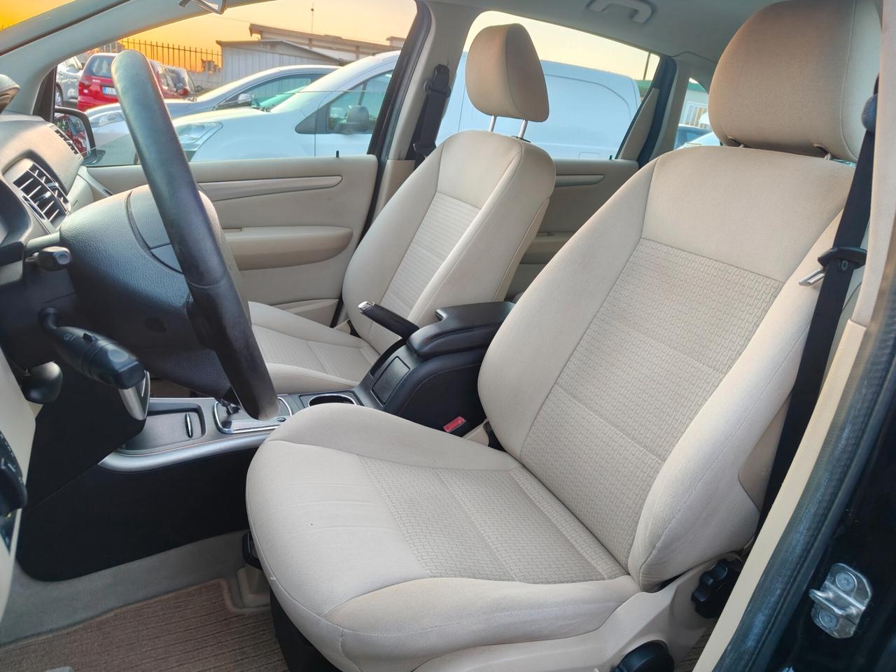 Mercedes-benz B 200 CDI Executive automatica