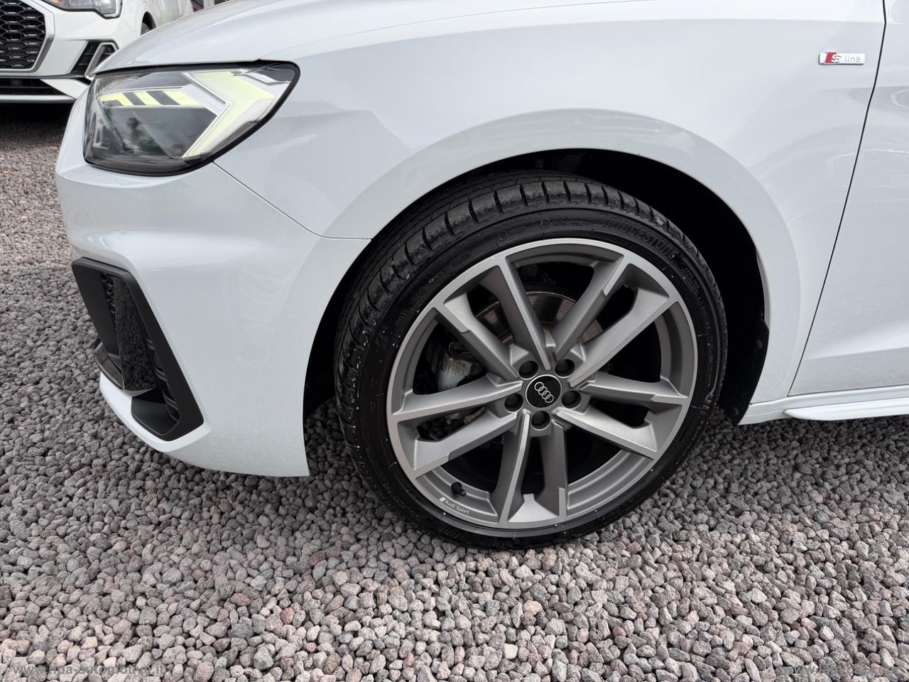 AUDI A1 SPORTBACK 30 TFSI S-line LED NAVI PELLE RETROCAMERA