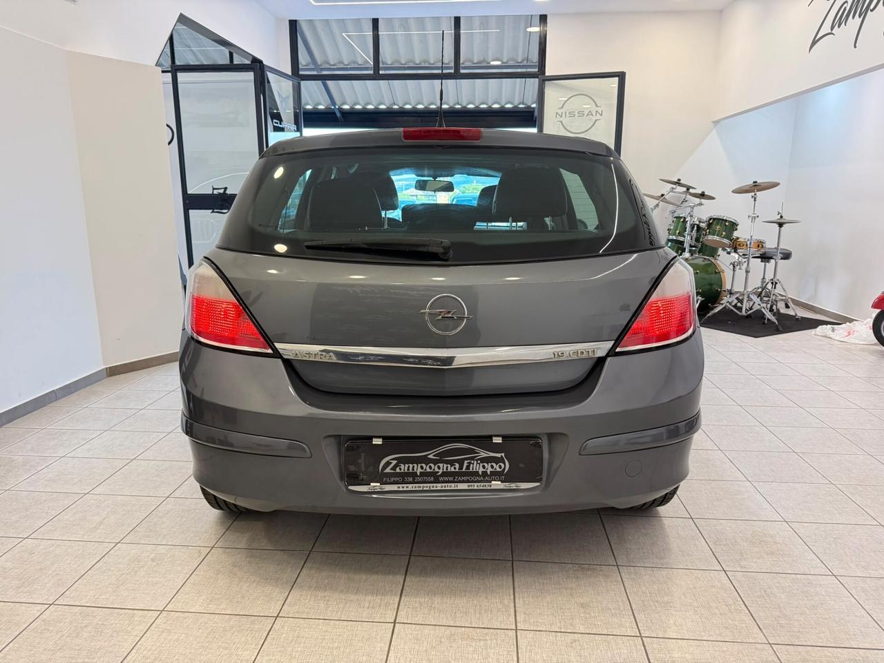 Opel Astra 1.9 CDTI 120CV 5 porte Cosmo