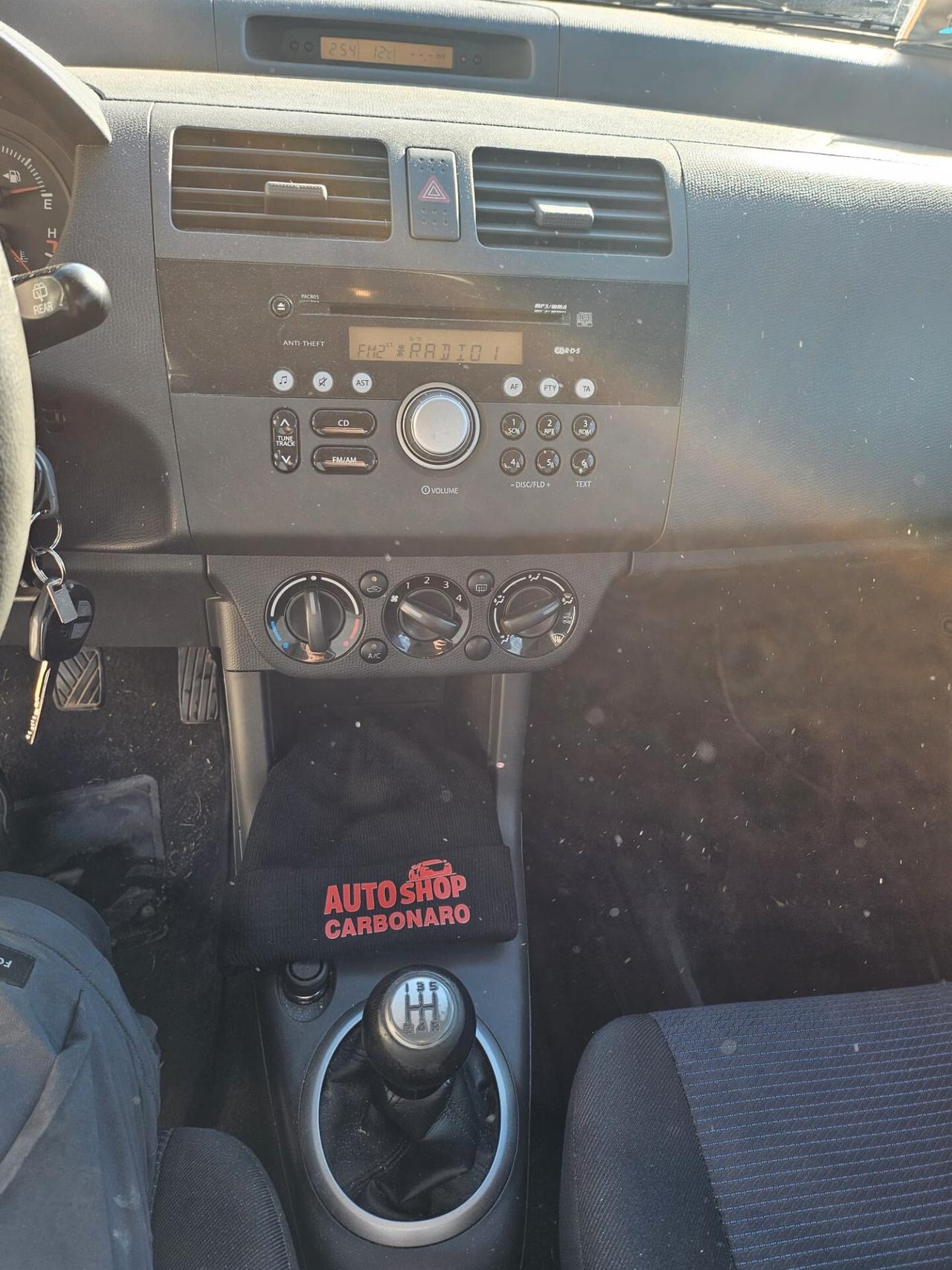 Suzuki Swift 1.2 VVT 4WD 5 porte B-Cool Bi-Color