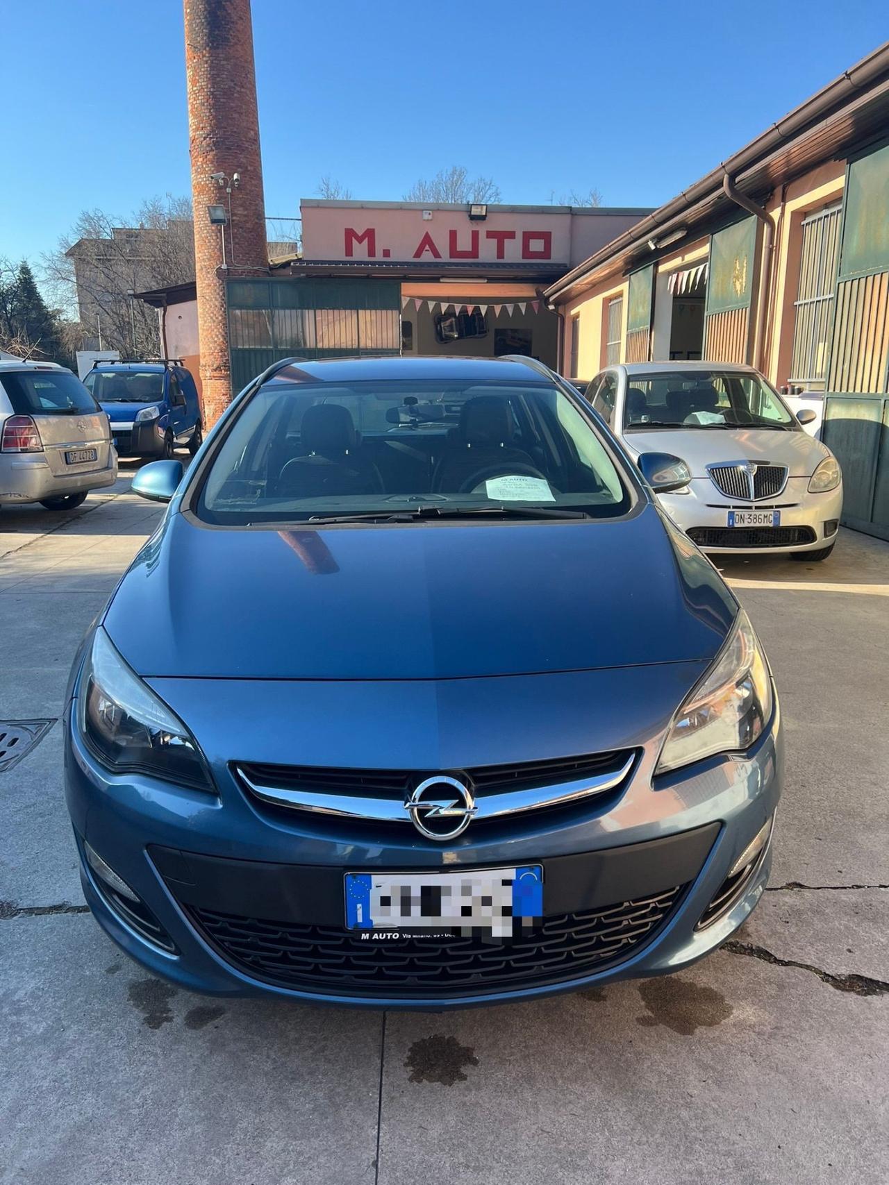 Opel Astra 1.4 100CV Sports Tourer benzina