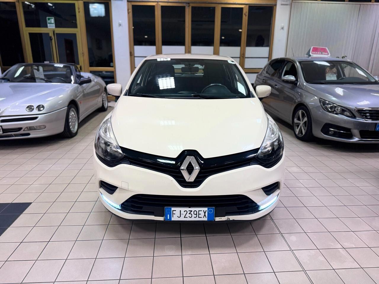 Renault Clio 1.2 75CV 5 porte Intens