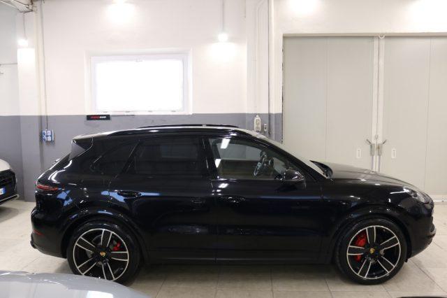 PORSCHE Cayenne 3.0 V6