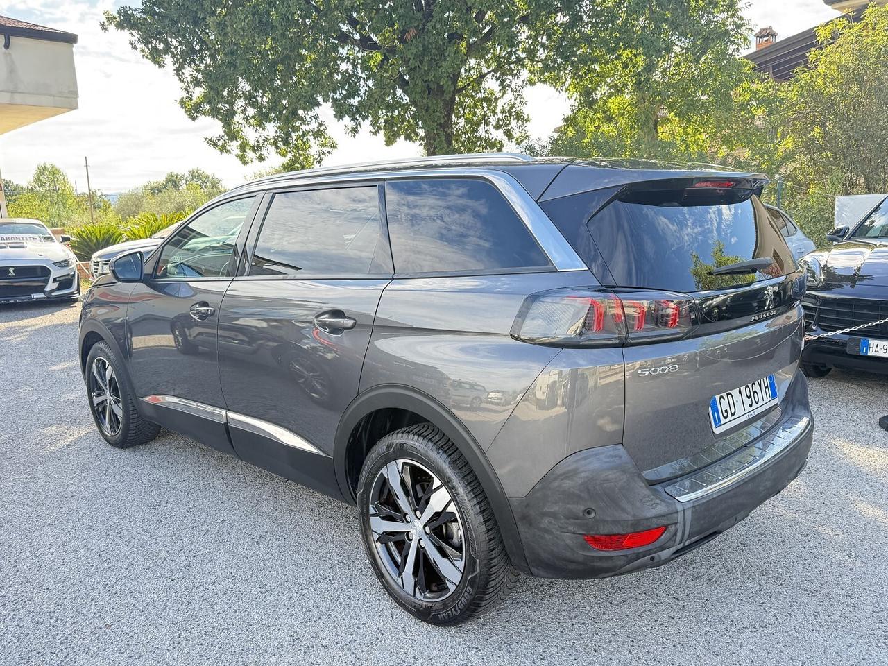PEUGEOT 5008 1.5TDCI 4X4 GT LINE 7 POSTI