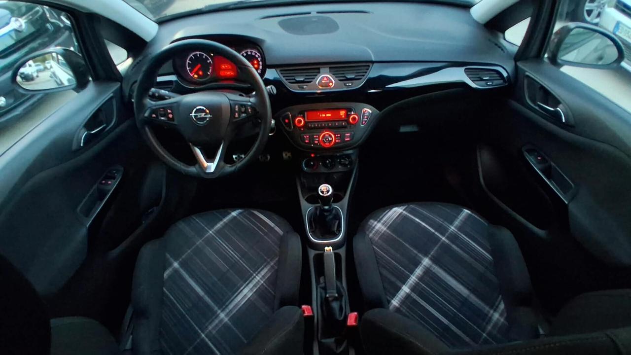 Opel Corsa 1.4 90CV GPL Tech 5 porte Cosmo