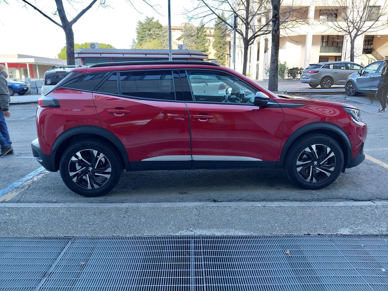 Peugeot 2008 Allure Pack 1.5 Blue HDI 130 #7949