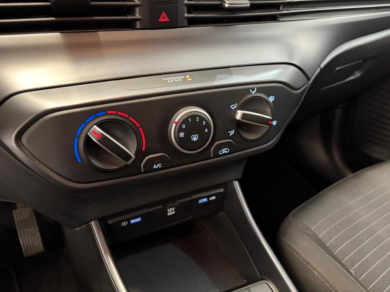 Hyundai i20 1.2 MPI MT GPL Connectline