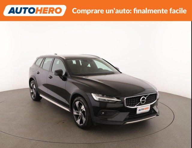 VOLVO V60 B4 (d) Geartronic Momentum Business Pro