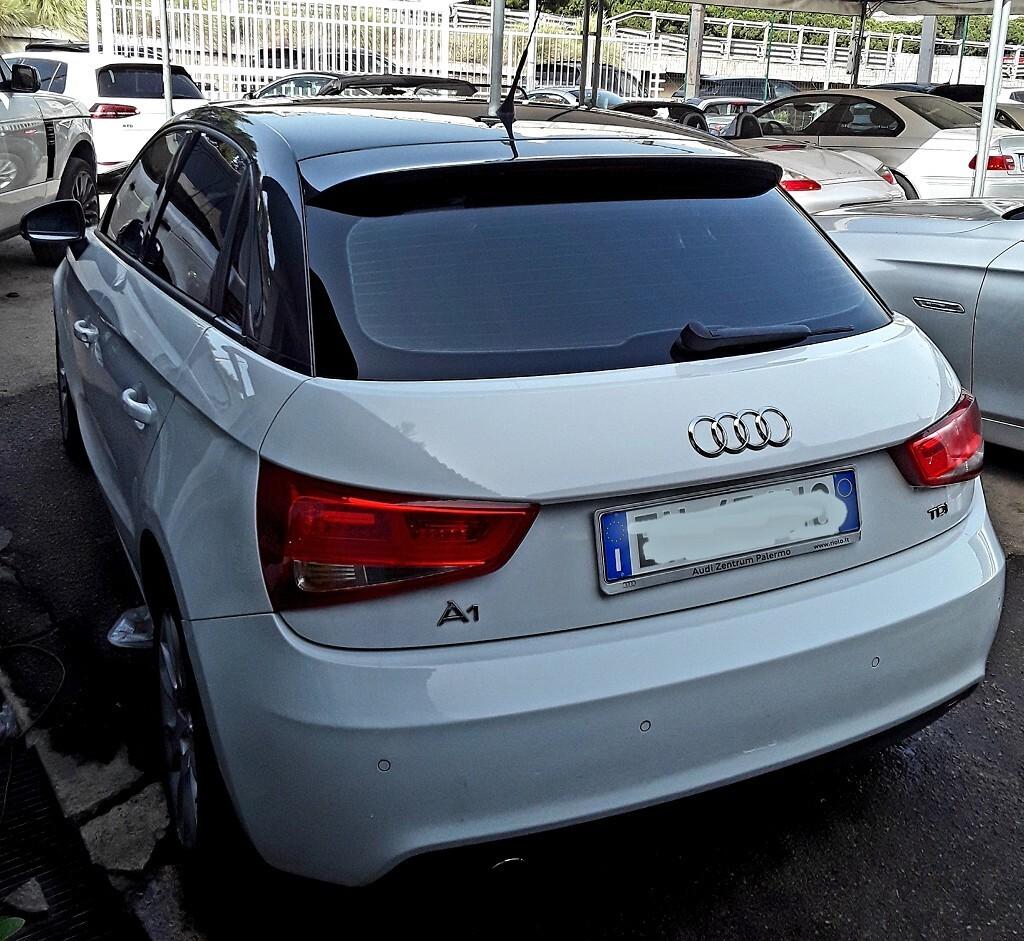 AUDI A1 SPORTBAK 1.6 TDI AMBITION TIPTRONIC