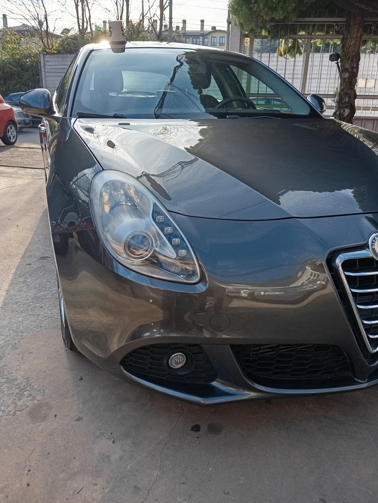 Alfa Romeo Giulietta 1.6 JTDm-2 105 CV Exclusive