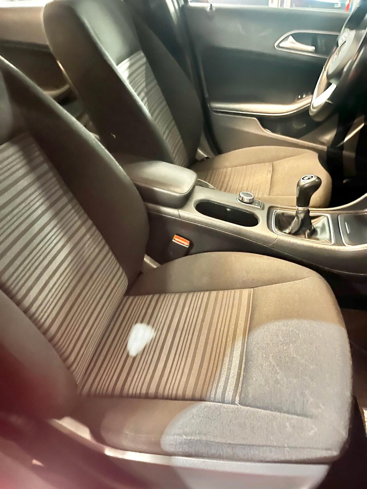 MERCEDES Classe A 160 CDI 90CV Night edition OK NEOPATENTATI TELECAMERA POSTERIORE