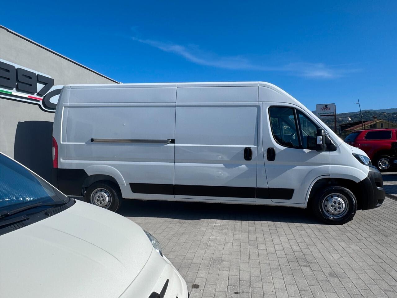 Peugeot Boxer 330 2.2 BlueHDi 140 S&S PC-TN Furgone L3 H2 PARI AL NUOVO