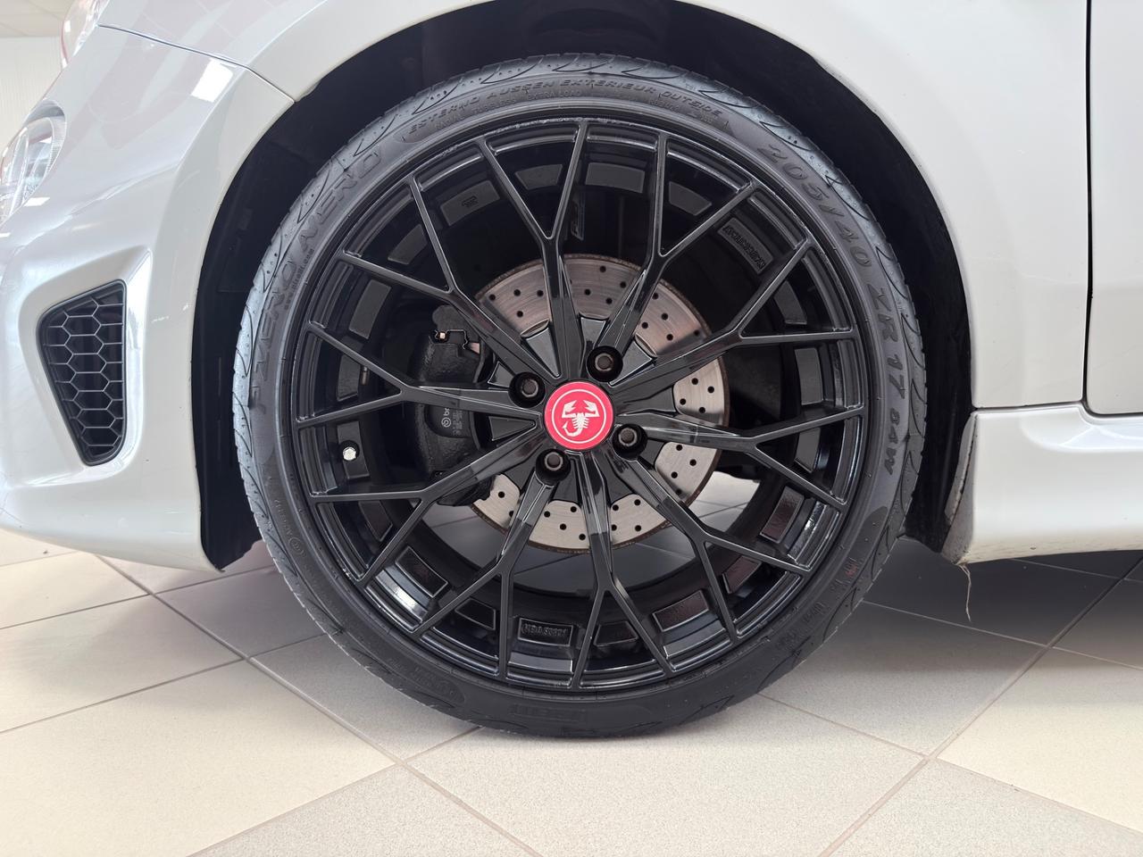 Abarth 595 1.4 Turbo T-Jet 165 CV Turismo