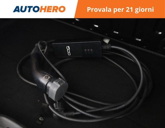 FIAT 500e Berlina 42 kWh Passion