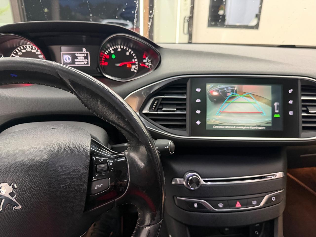 Peugeot 308 BlueHDi 150 S&S SW Allure