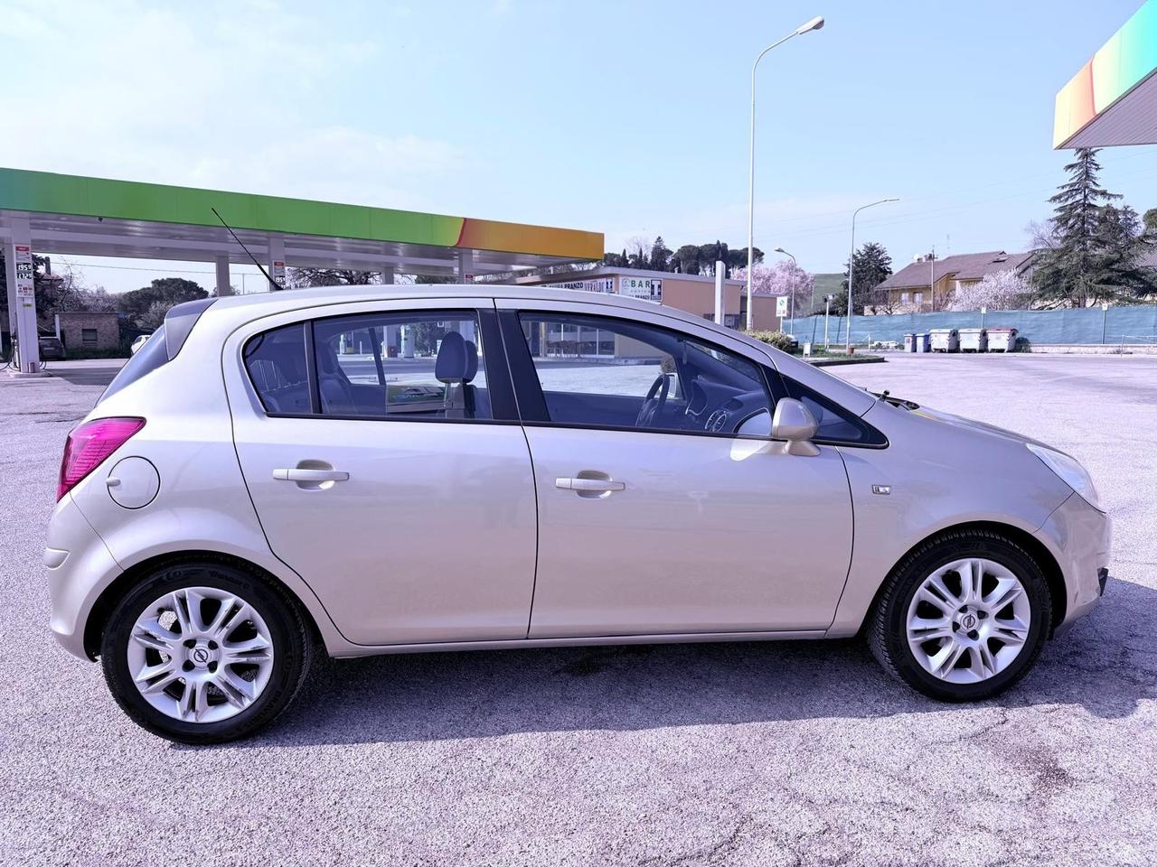 Opel Corsa 1.3 CDTI 75CV Ok neopatentati